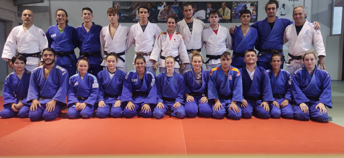 Los Judokas Navarros entrenan en Pontevedra y en Coimbra